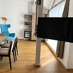 WESTSIDE Hotel